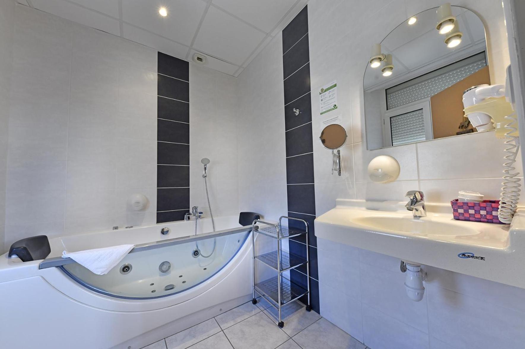 Hostellerie Du Cantal Murat (Cantal) Exterior foto